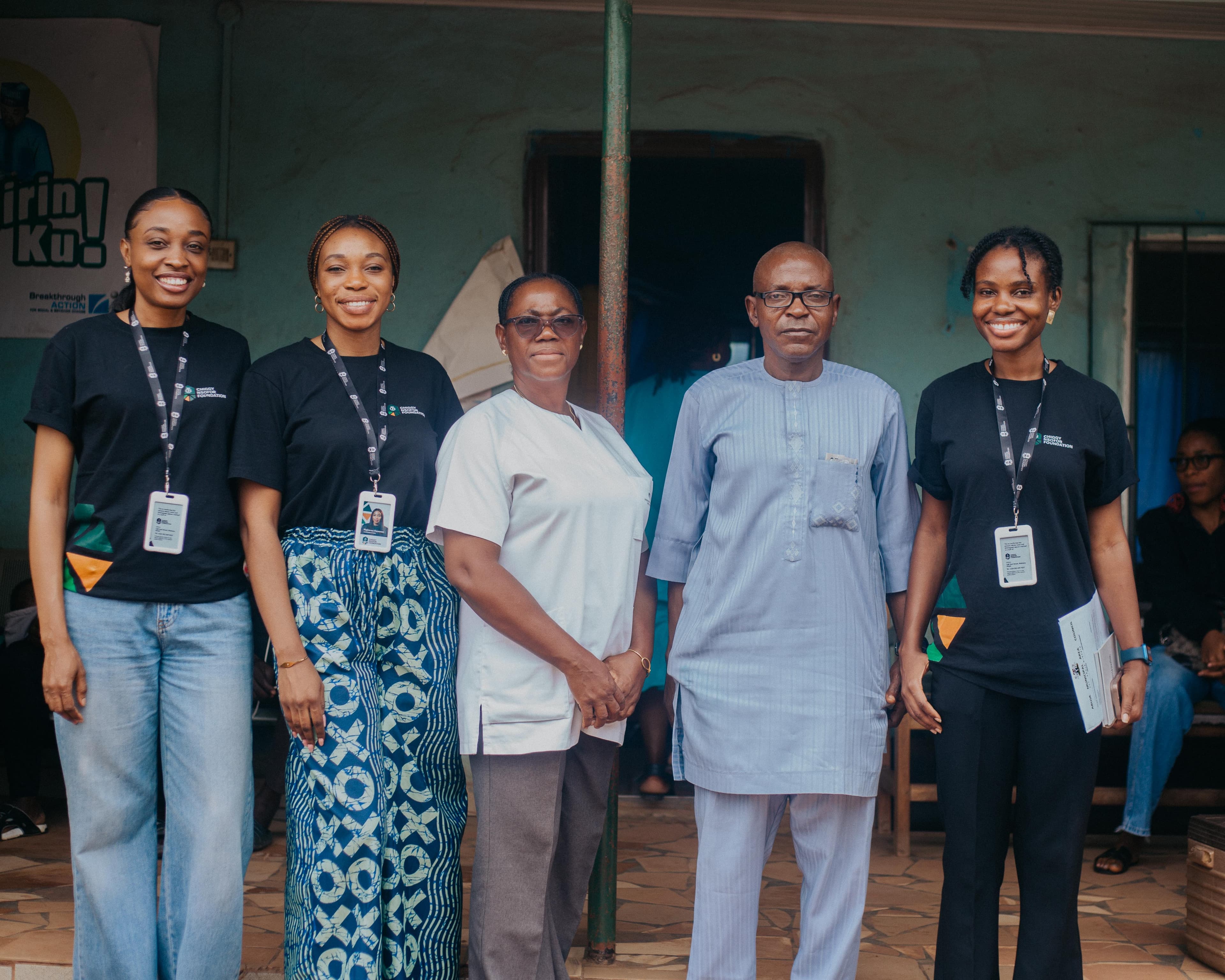 CFO team and Jikwoyi Primary Health Care staff at a drug donation outreach